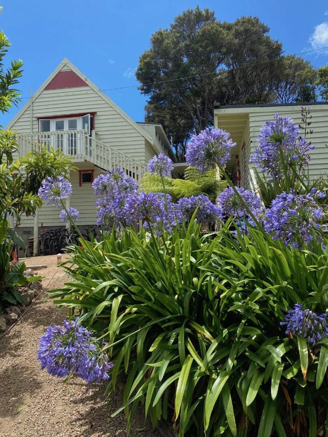 Oneroa Hekerua Lodge Backpackers Hostel Waiheke Island מראה חיצוני תמונה