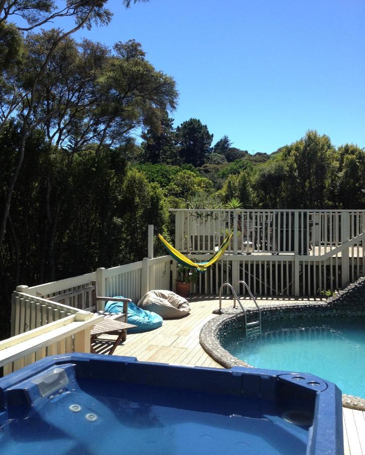 Oneroa Hekerua Lodge Backpackers Hostel Waiheke Island מראה חיצוני תמונה